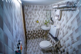 Hotel Shree Shell Inn