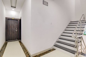 Joy Inn by OYO Rooms