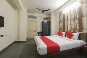 Karnawat Guest House by OYO Rooms