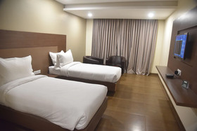 Nirvanaa Hotel & Resort