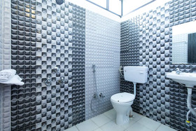 OYO 16546 Hotel Saurabh