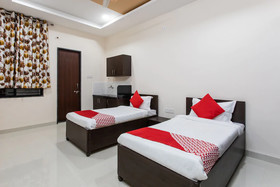 OYO 26905 Hotel Aalishan