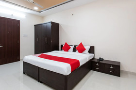 OYO 26905 Hotel Aalishan
