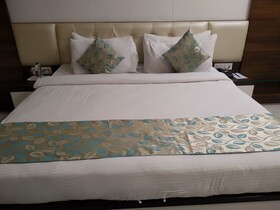 Regenta Central, Indore