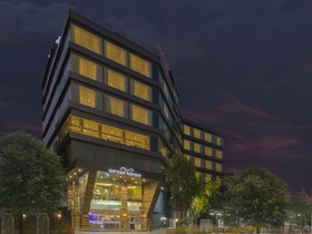 Sarovar Portico Indore