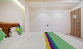 Treebo Trend Holiday