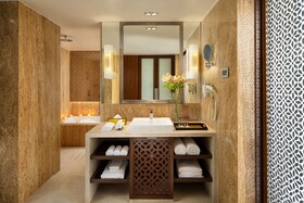 Wow Crest, Indore – IHCL SeleQtions