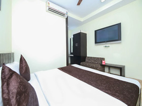 Hotel Wardhman