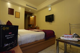 OYO Premium Jabalpur Russel Chowk