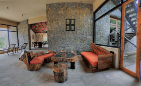 Kanha Earth Lodge