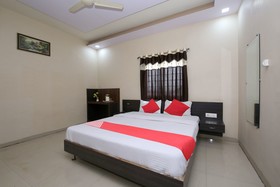 BM Hotel Aarna Palace by OYO