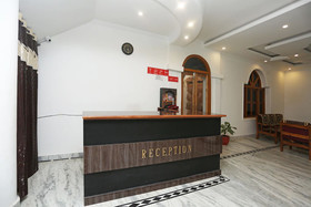 Chelsea Palace BY OYO Rooms