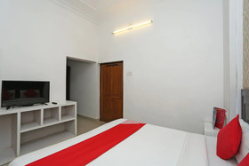 Hotel Narayana Palace by OYO Rooms