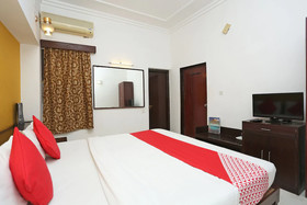 Hotel Narayana Palace by OYO Rooms