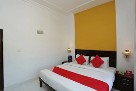 Hotel Narayana Palace by OYO Rooms
