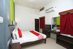 Hotel Narayana Palace by OYO Rooms