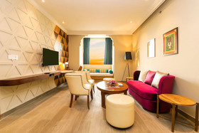 Zone Palace By The Park