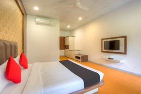 Narmada Hills Resort