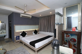Hotel Abhilasha by OYO Rooms