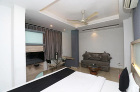 Hotel Abhilasha by OYO Rooms