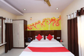 Hotel Saket by OYO Rooms