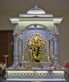 Deepali Palace by OYO Rooms