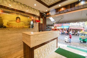 Anroute Stays 111 - Opposite Mahakal Temple