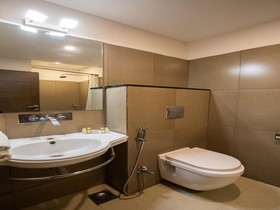 Anroute Stays112- Indore Road