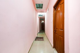 Hotel Abhinandan by OYO Rooms