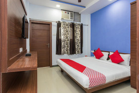 Hotel Mahalaxmi by OYO Rooms