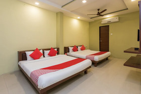 Hotel Mahalaxmi by OYO Rooms