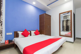 Hotel Mahalaxmi by OYO Rooms
