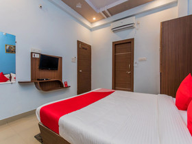 Hotel Manorama Palace By OYO Rooms