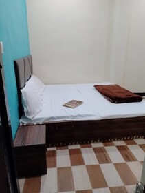 Hotel Priyanshi Palace