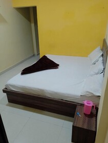 Hotel Priyanshi Palace