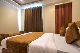 Hotel Radhe Krishna Resort