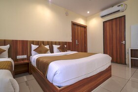 Hotel Radhe Krishna Resort