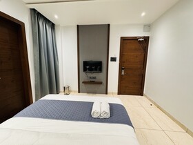 Hotel Rajdev INN