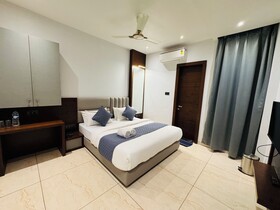 Hotel Rajdev INN