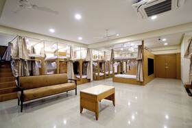 Hotel Shivlok
