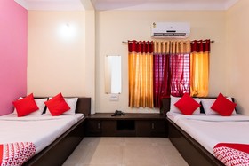 OYO 23361 Hotel Kanakshree