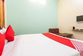 OYO 23361 Hotel Kanakshree