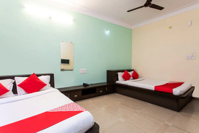 OYO 23361 Hotel Kanakshree