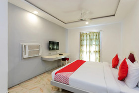 Hotel Amaltas International by OYO Rooms
