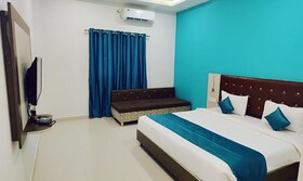 Rudra Palace By FabHotel