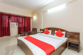 Vikramaditya Hotel by OYO Rooms