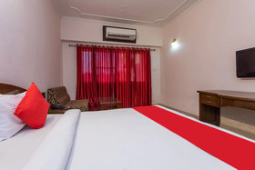 Vikramaditya Hotel by OYO Rooms