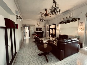 Kakaku The Guest House