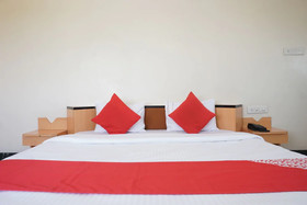 OYO 24487 Hotel Raj Regency