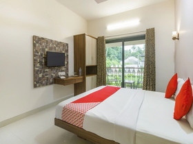 Evergreen Holiday Home by OYO Rooms